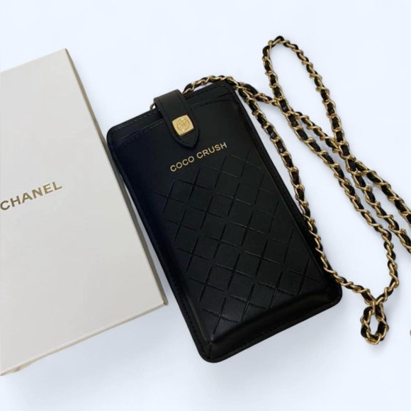 CHANEL Coco Crush Phone Holder with Chain (GWP Item) - Picture 1 of 6